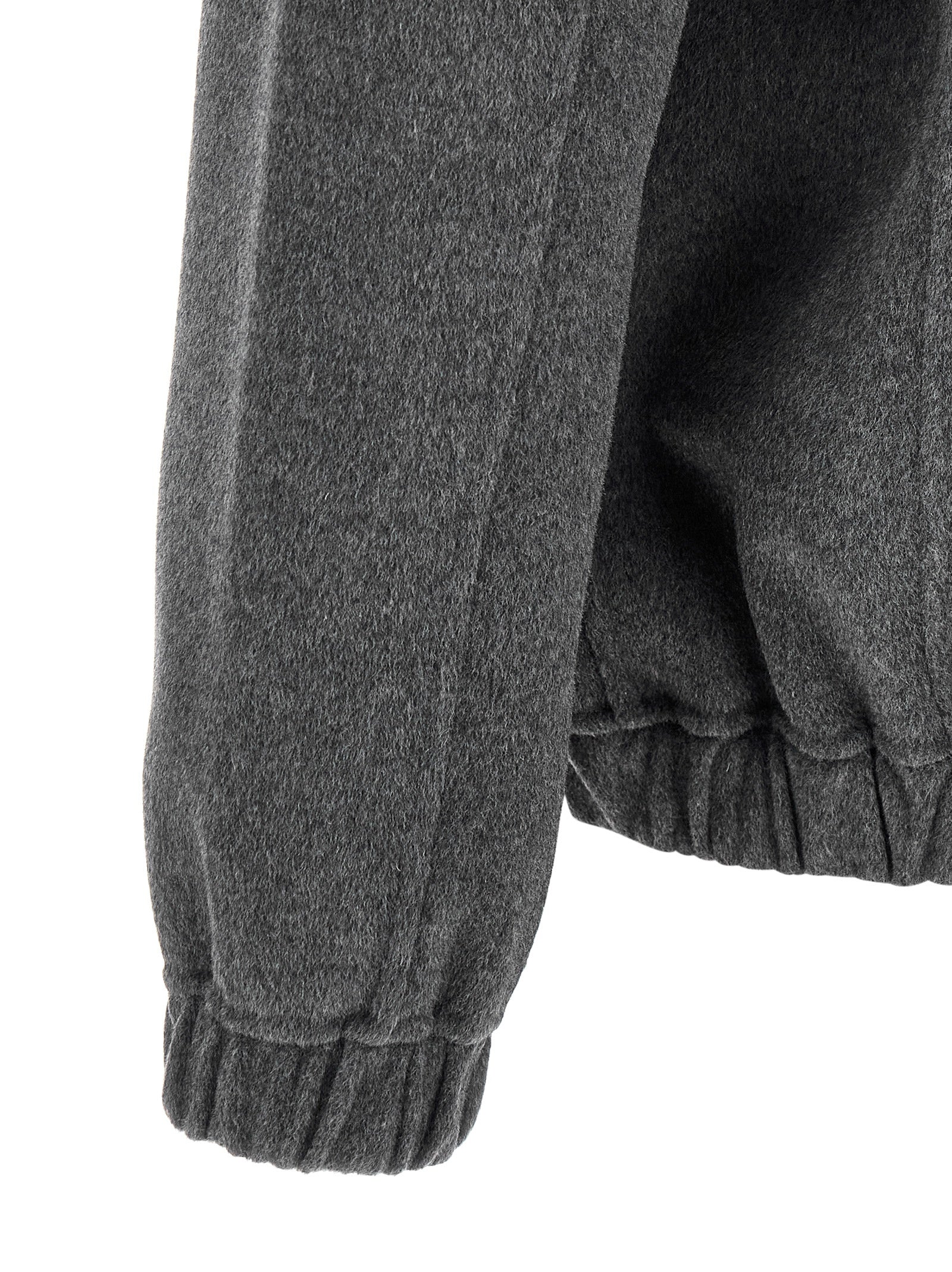 Overcoat by GIORGIO BRATO for men in cashmere wool gray features an voluminous silhouette, showcasing distinct pockets and a voluminous for a truly voluminous aesthetic.