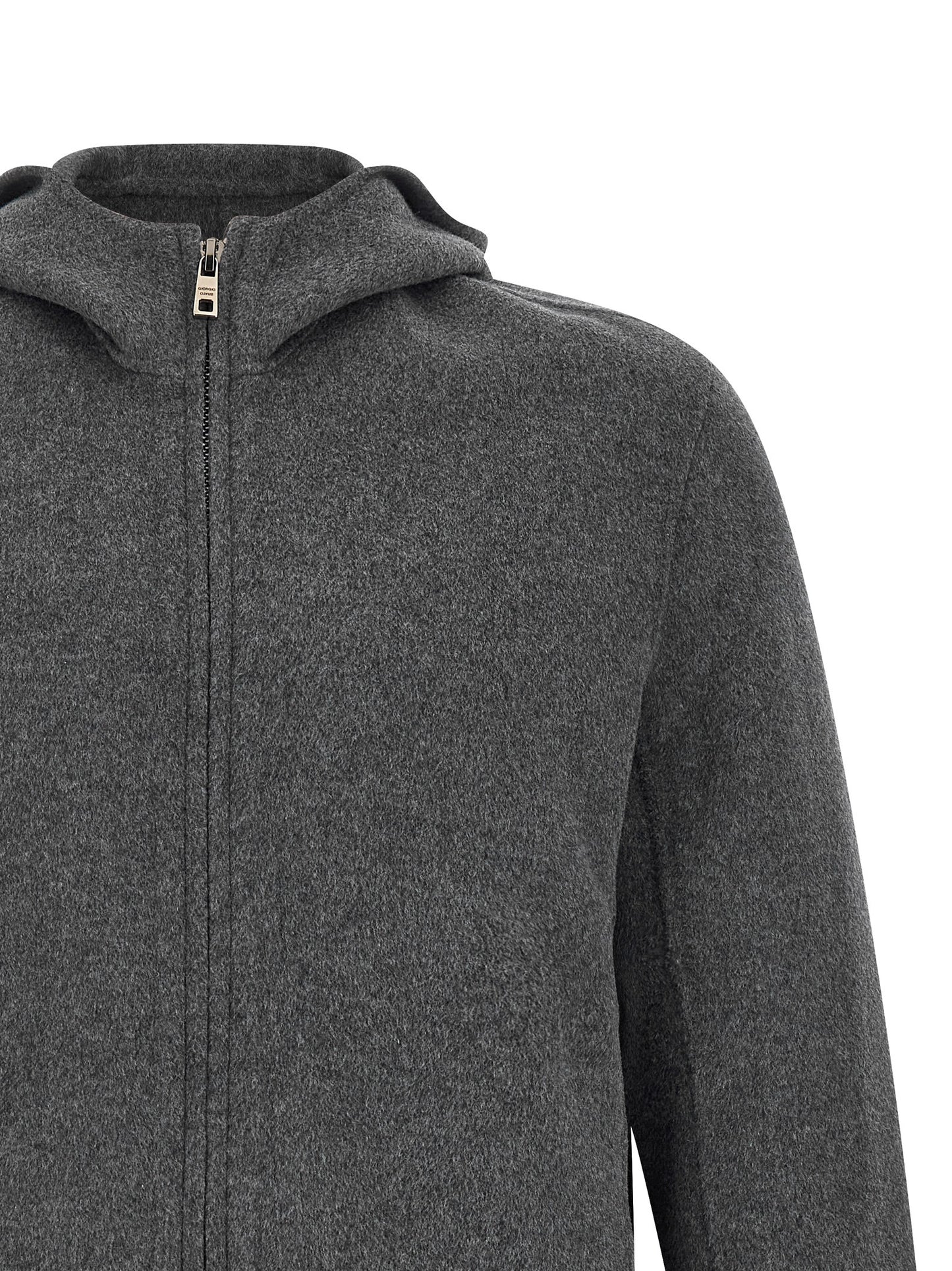 Hooded Overcoat by GIORGIO BRATO for men in cashmere wool gray showcases a enveloping silhouette, detailed with distinctive hooded and a enveloping hooded high-neck neckline.
