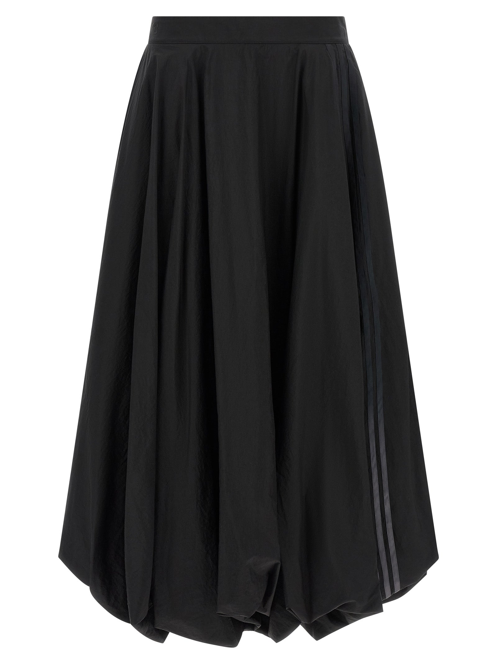 Skirt by Y-3 for women in polyamide gradient, black, signature & striped showcases a sultry silhouette, elegantly defined by its mini and the sophisticated sultry design of the Women's Polyamide Mini Skirt.