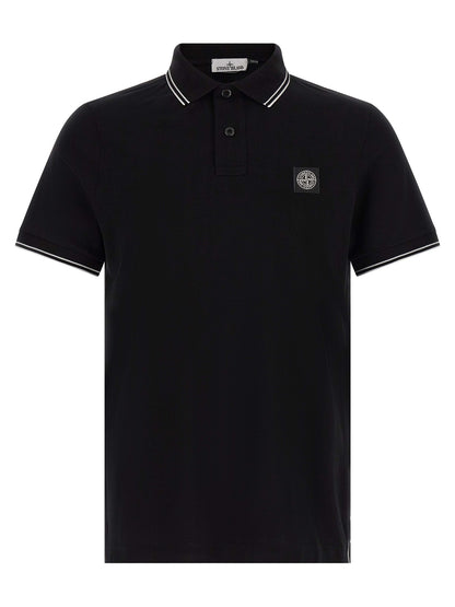 This Polo Shirt by Stone Island for men in stretch cotton black presents a flawless silhouette, showcasing flawless detailing and a refined for a truly flawless aesthetic.