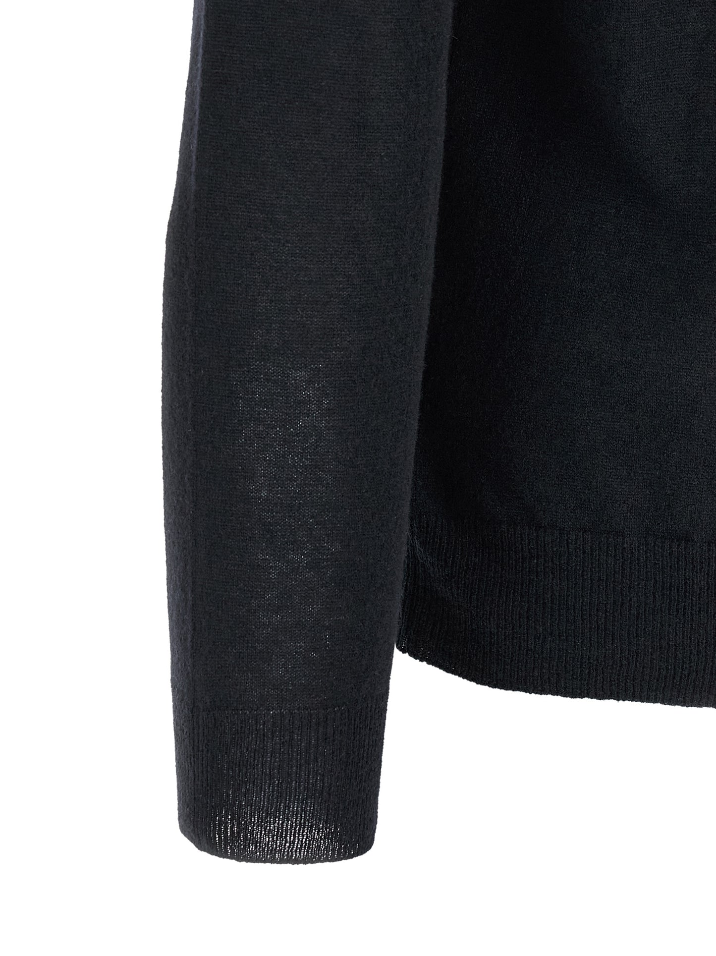 Cardigan by ZANONE for men in cashmere & polyamide navy features an crisp silhouette, showcasing a sophisticated and detail for a truly crisp finish.