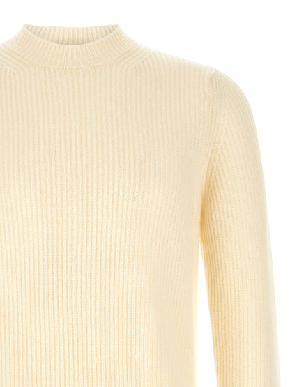 Cardigan by ZANONE for men in virgin wool cream & white showcases a luxurious silhouette, meticulously detailed with a sophisticated crew neckline and for a refined finish.