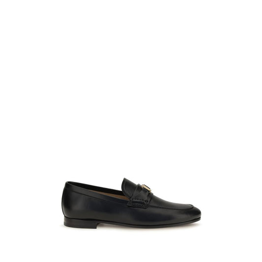 This Flat Loafer Slip-On Strap Shoes by Valentino Garavani for women in bos taurus calf nappa leather black, gold & signature features an exquisite silhouette from the V Logo Women's Bos Taurus Calf Nappa Leather Flat Loafer Slip-On Strap Shoes collection, defined by a sophisticated flat and elegant .