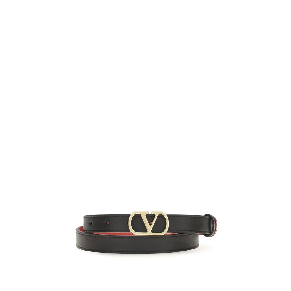 Belt by Valentino Garavani for women in bos taurus calfskin leather black & signature features a artisanal-chic design, artfully capturing the essence of the V Logo Bos Taurus Calfskin Leather Belt with a artisanal-chic finish.