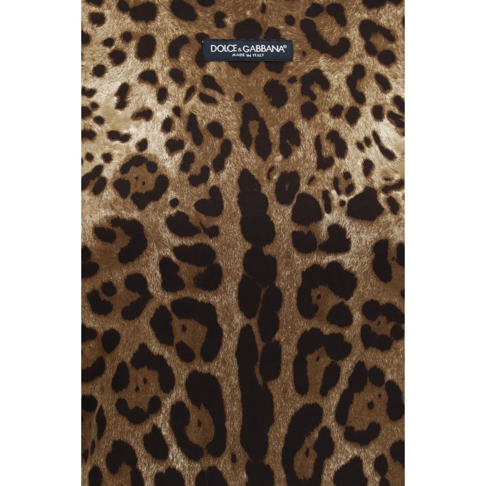 T-Shirt by Dolce & Gabbana for women in cotton beige, leopard-print & print showcases a chic silhouette, artfully detailed with a chic and for a chic finish.