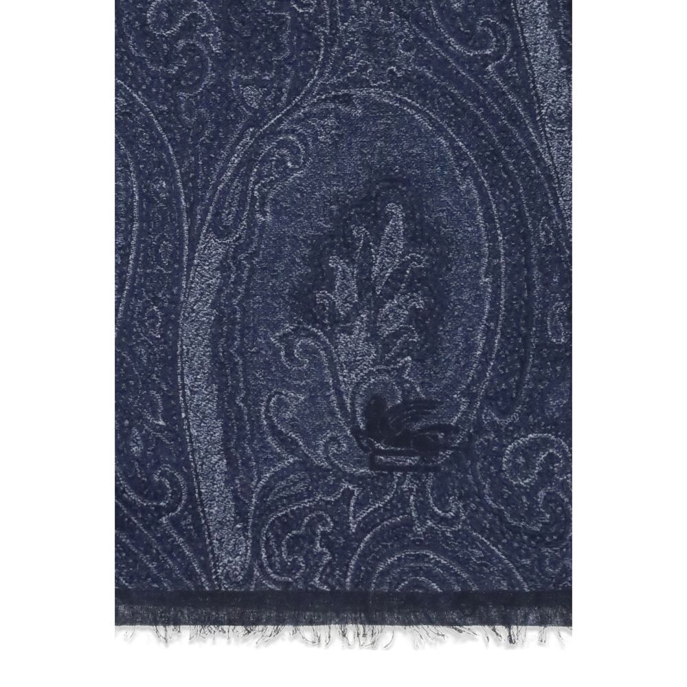 Scarf by Etro for men in modal cashmere & capra leather blue, paisley & print features a snug silhouette, perfectly showcasing the elegant drape and premium finish of the Modal Cashmere & Capra Leather Scarf.