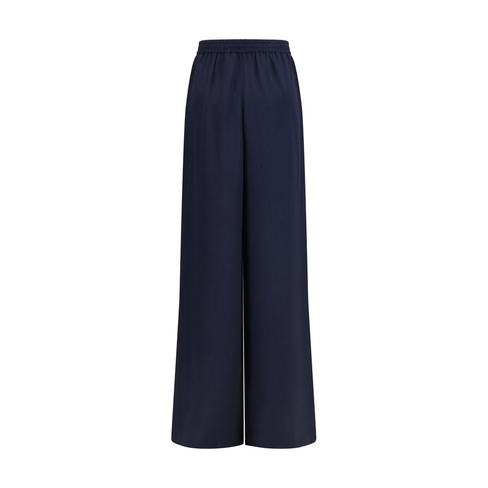 Trousers by Max Mara for women in silk blue features an on trend silhouette, showcasing a sophisticated regular-fit & wide with a long and for an on trend finish.