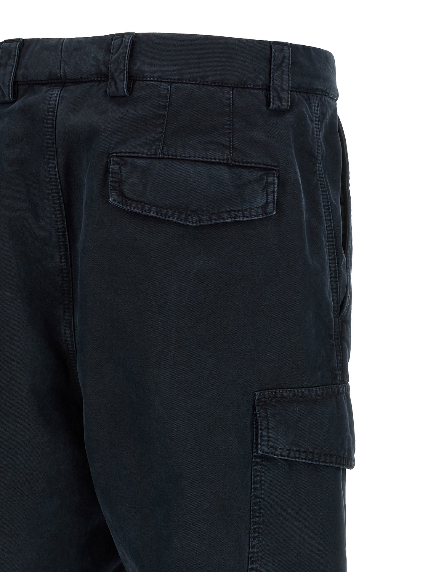 Cargo Pants by Brunello Cucinelli for men in cotton blue, horn & signature features an stylish straight-leg with a long and , expertly finished with stylish utility detailing.