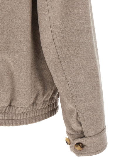Bomber Jacket by Brunello Cucinelli for men in virgin wool beige & horn presents a effortlessly chic silhouette, showcasing a sophisticated and premium pockets for a truly effortlessly chic finish.