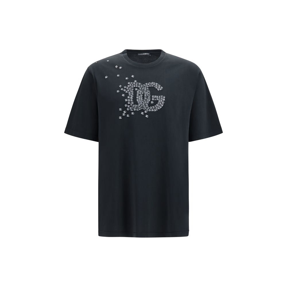 T-Shirt by Dolce & Gabbana for men in cotton black & signature showcases a unassuming silhouette, artfully detailed with a refined crew neckline and unassuming short-sleeve for a sophisticated, contemporary look.