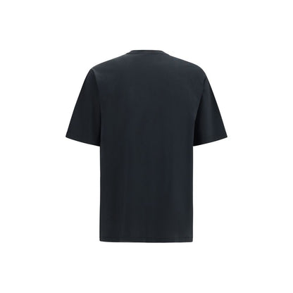 T-Shirt by Dolce & Gabbana for men in cotton black & signature features an edgy silhouette, meticulously detailed with a sophisticated and crew neckline for a truly edgy finish.