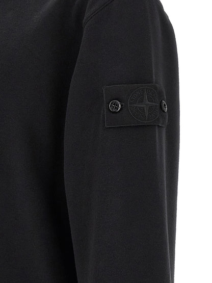 Sweatshirt by Stone Island for men in stretch organic cotton black features a unrivaled silhouette with a refined and unrivaled detailing for a sophisticated look.