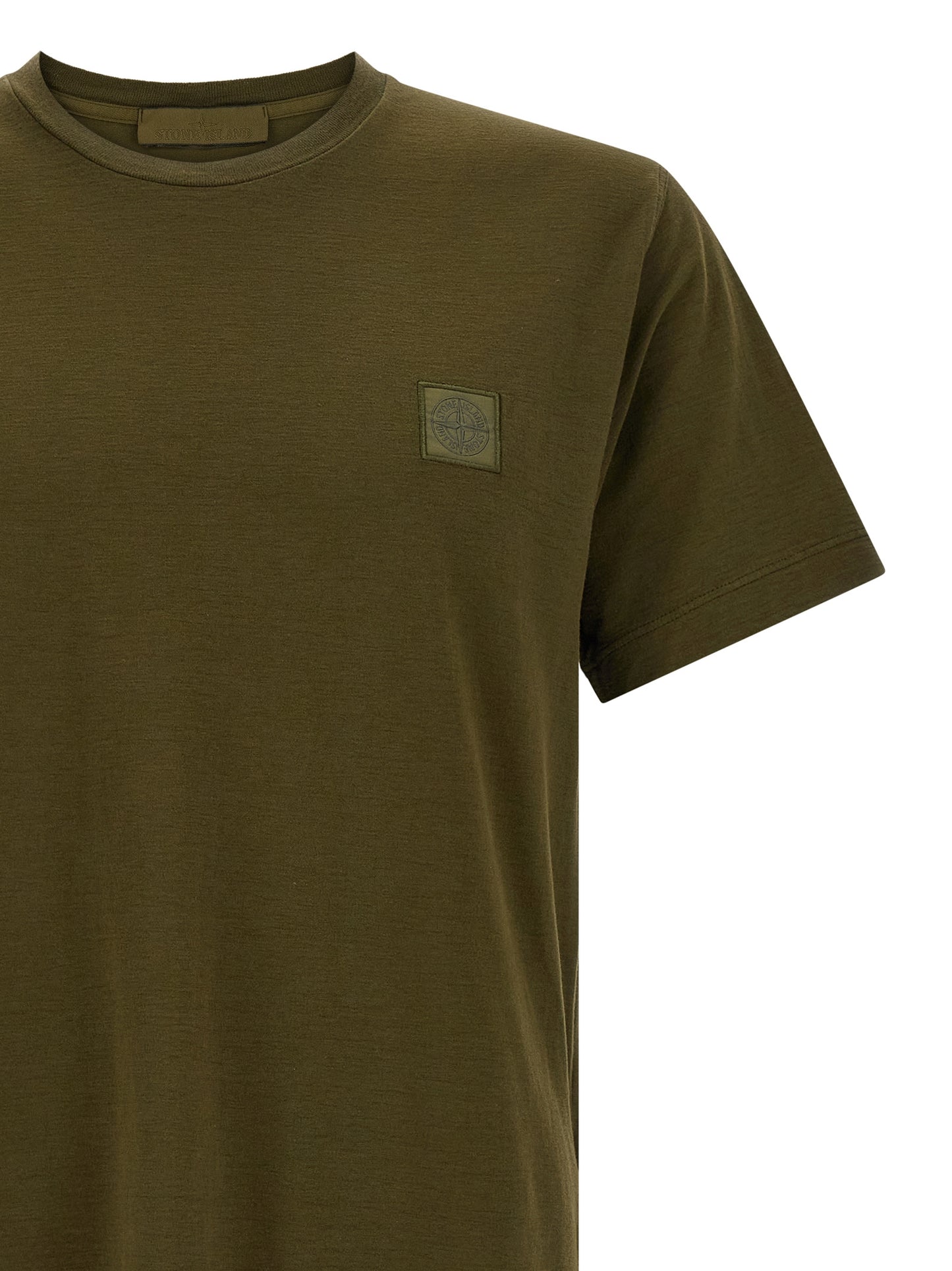 T-Shirt by Stone Island for men in organic cotton bicolour & green features an on trend silhouette, perfectly showcasing a on trend and for an elevated aesthetic.