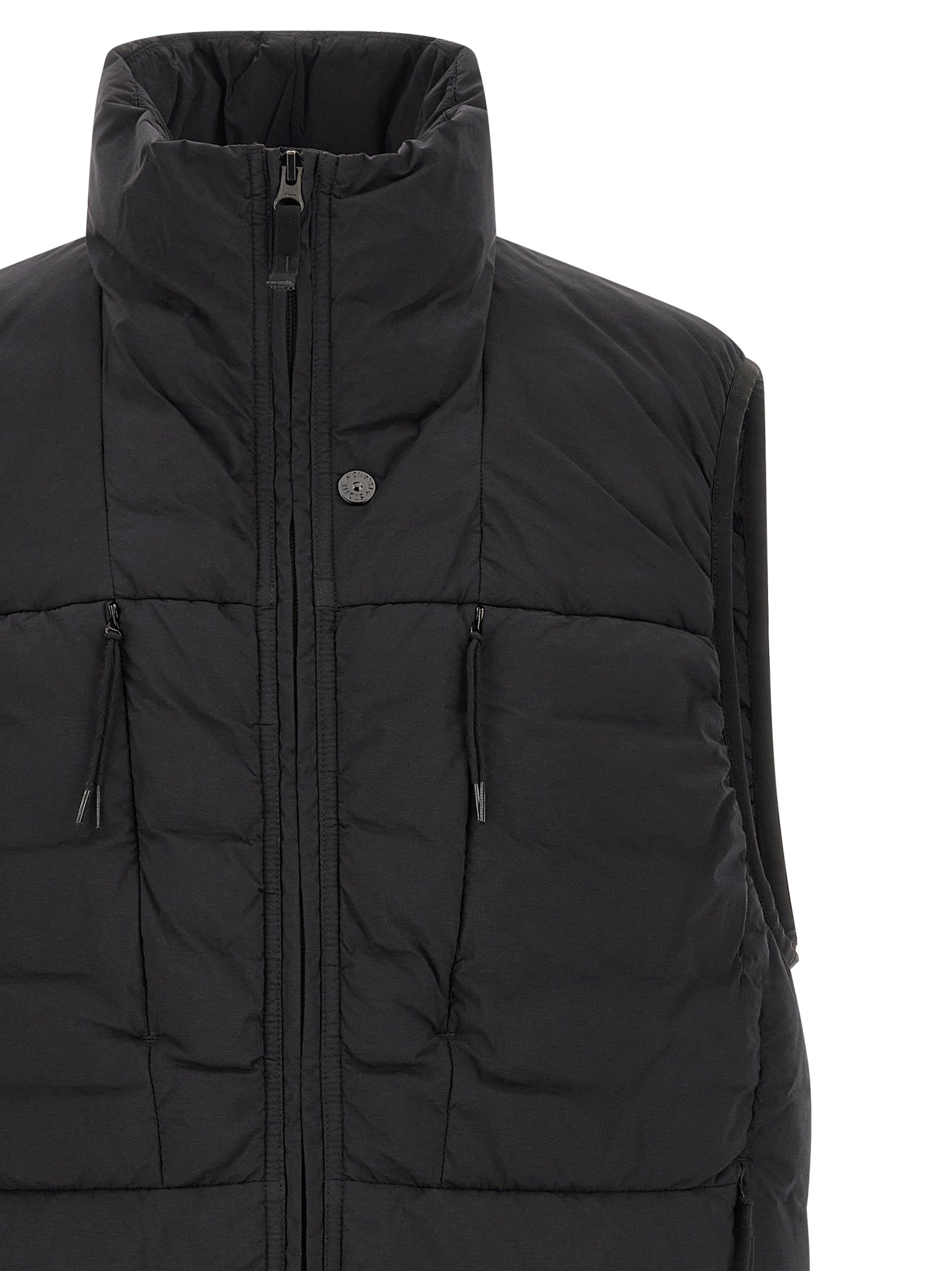 Vest by Stone Island for men in stretch polyamide black showcases a utilitarian silhouette, artfully incorporating and a utilitarian high-neck neckline for a truly utilitarian finish.