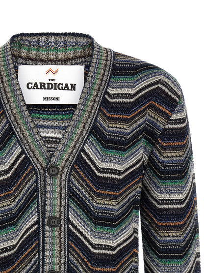 Cardigan by Missoni for men in cotton rayon & nylon multicolor & signature showcases a luxurious silhouette, meticulously detailed with a sophisticated v-neck neckline and for a refined finish.