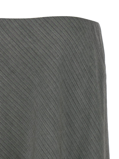 Skirt by Alberta Ferretti for women in viscose & virgin wool gray & chevron features an relaxed-yet-refined silhouette that elegantly showcases the Women's Tailored Flared Viscose & Virgin Wool Mini Skirt design and sophisticated mini.