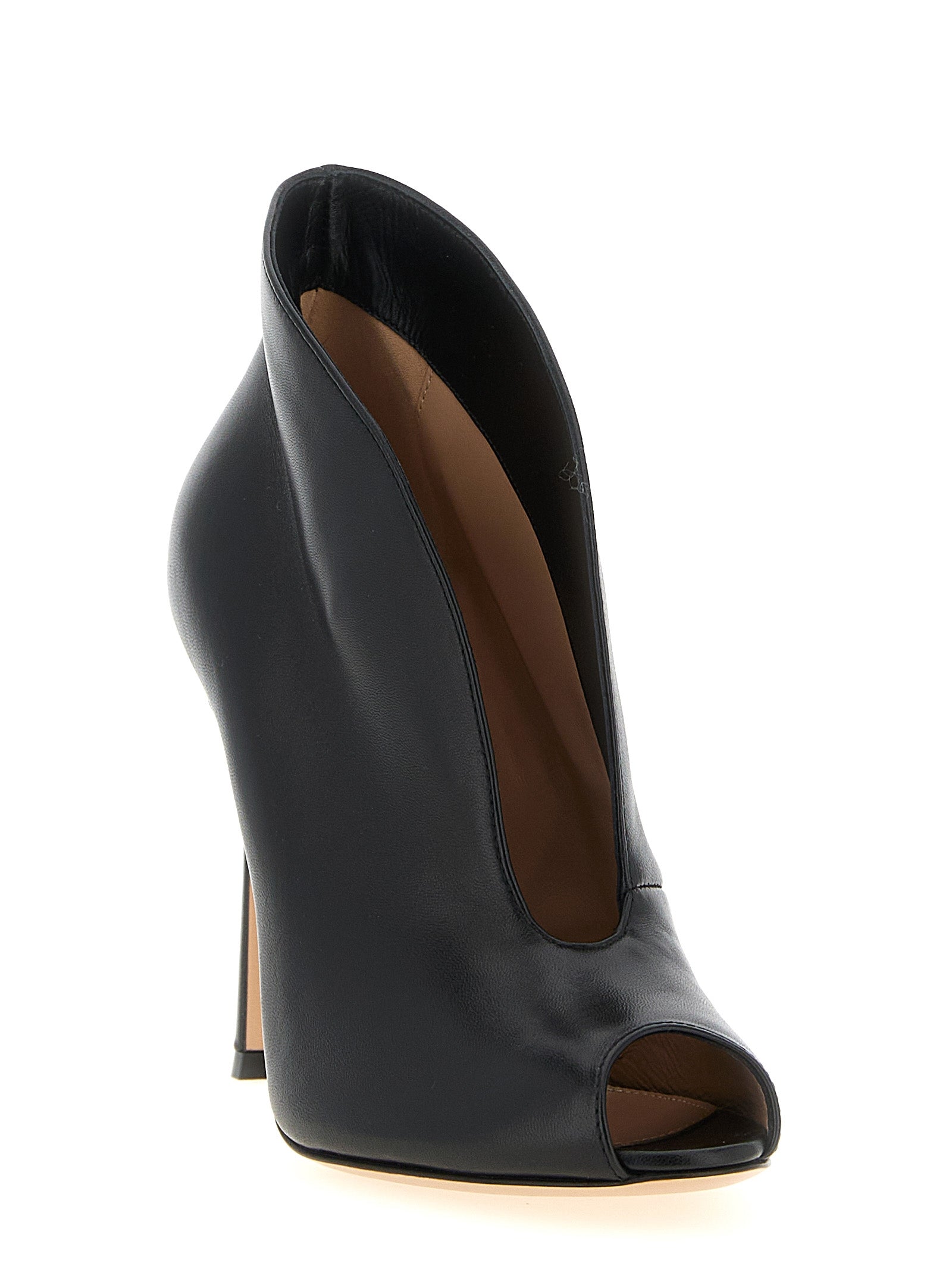 Stiletto Ankle Boots by Gianvito Rossi for women in nappa lamb leather black & gold features an high-performance silhouette, showcasing the sophisticated design of the Women's Nappa Lamb Leather Stiletto Ankle Boots with a stiletto and a refined .