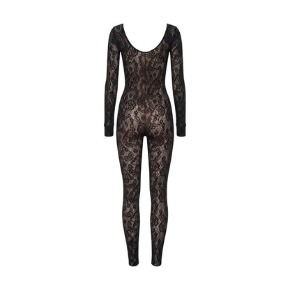 One-Piece by Wolford for women in stretch polyamide black & rose features a alluring silhouette, artfully detailed with a alluring round neckline and for a truly alluring finish.