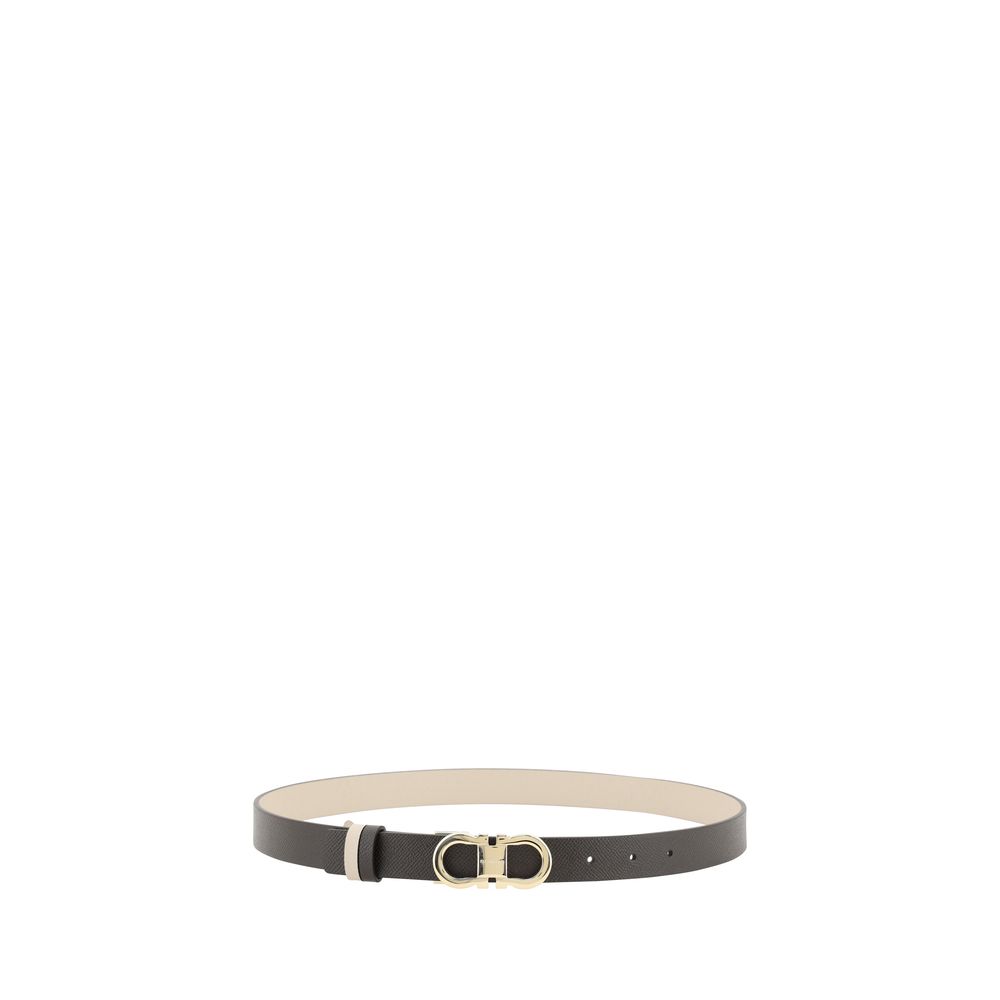 Belt by Ferragamo for women in bos taurus calf grained leather brown features a versatile silhouette, artfully showcasing the versatile design of the Gancini Bos Taurus Calf Grained Leather Belt for a sophisticated, premium finish.