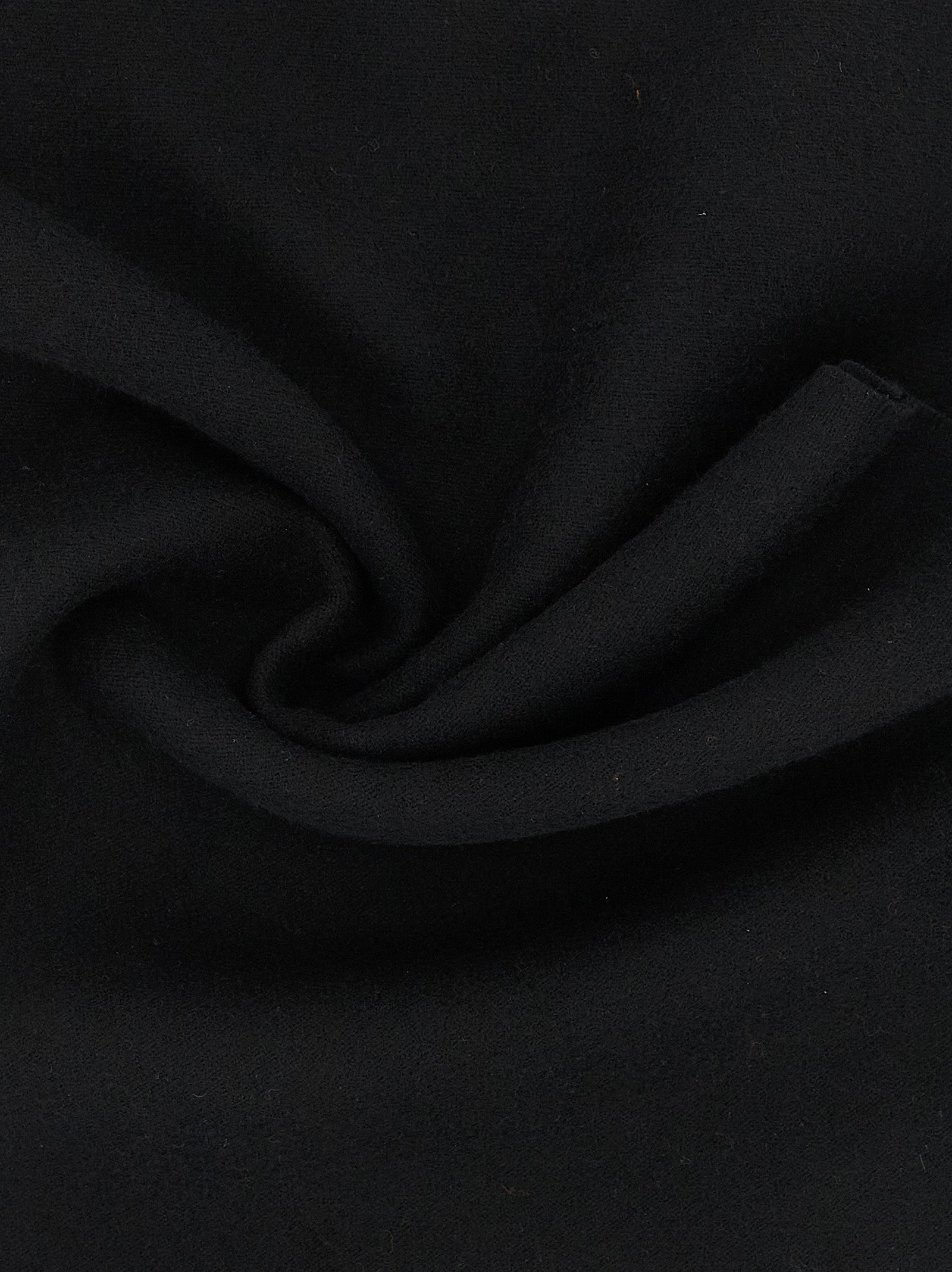 Scarf by Valentino Garavani for men in cashmere bicolour, black, white & signature presents a cosy silhouette, artfully capturing the sophisticated design and premium aesthetic of the Icon V Logo Cashmere Shawl Stole Fringes Scarf.