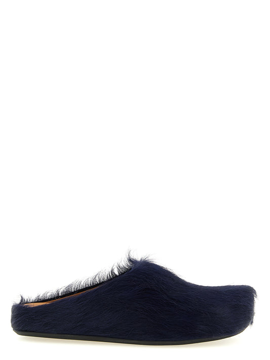 Flat Mule Mules Slip-On Shoes by Marni for men in calfskin leather blue features an dynamic silhouette from the Men's Calfskin Leather Flat Mule Mules Slip-On Shoes collection, defined by a dynamic and flat for a dynamic look.