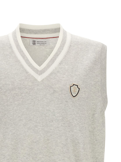 Sweater by Brunello Cucinelli for men in cotton gray, patterned & striped showcases a sumptuous silhouette, artfully finished with a sumptuous and for a sophisticated, sumptuous look.
