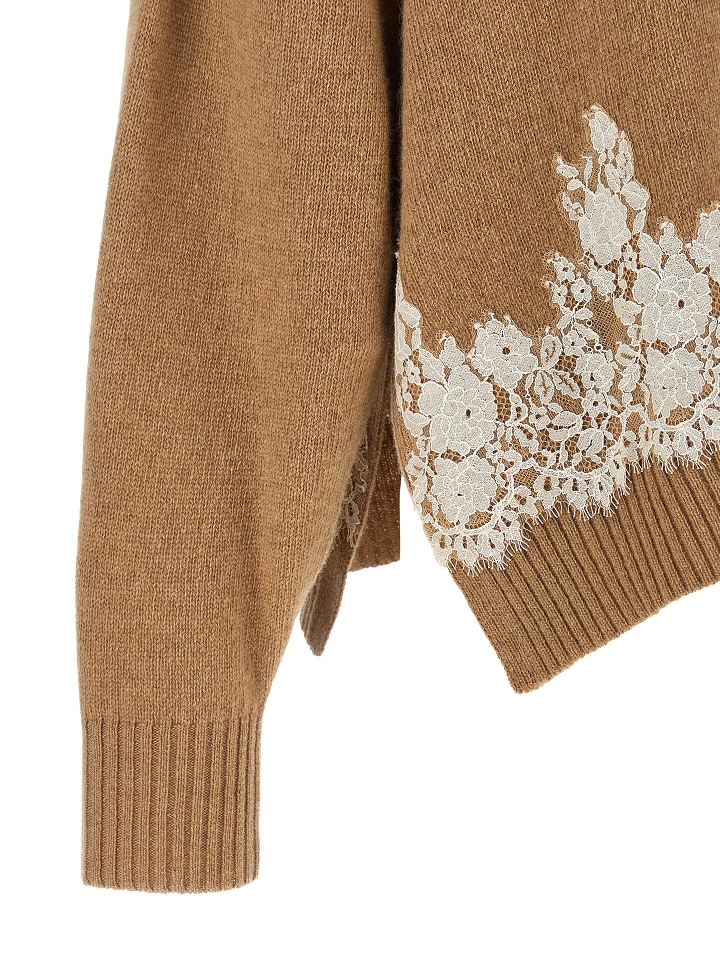 Cardigan by Alberta Ferretti for women in cashmere acrylic fiber & leather brown, camel, horn, natural & white features an crisp silhouette, showcasing a sophisticated and detail for a truly crisp finish.