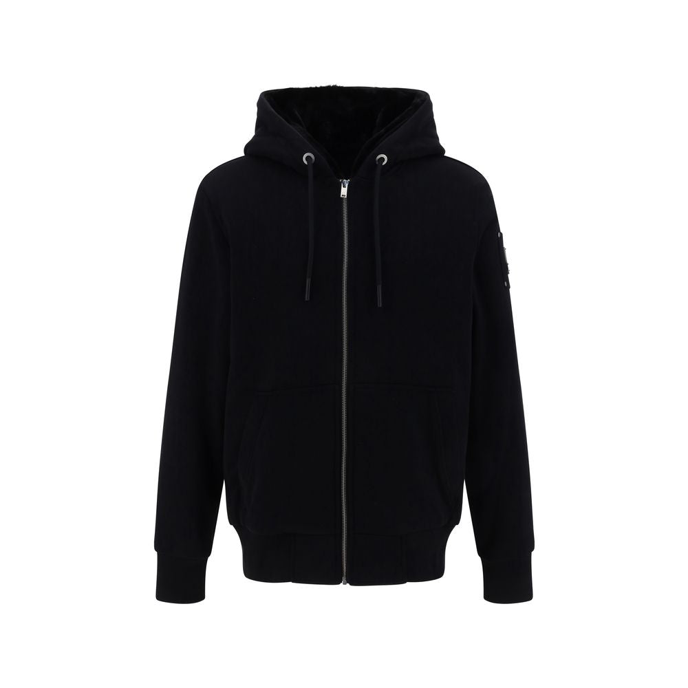 Sweatshirt Hoodie by Moose Knuckles for men in polyester cotton & fur black & monogram features a edgy silhouette, detailed with a edgy hooded neckline and for a refined finish.