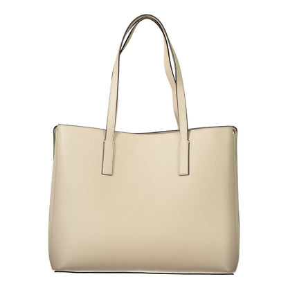 This Handbag by Guess Jeans for women in polyurethane and beige presents a sculptural silhouette featuring a secure snap & zipper, ample built-in-compartments & internal-pockets, and versatile handle for a sculptural finish.