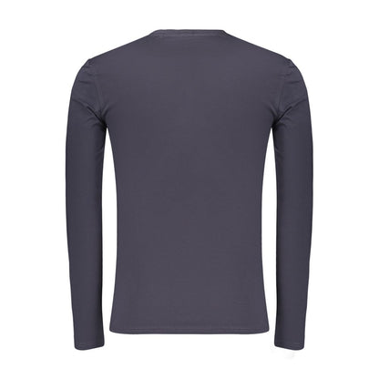 Activewear T-Shirt by Guess Jeans for men in stretch organic cotton blue & print features an contemporary design with , a length, and a contemporary crew neckline.
