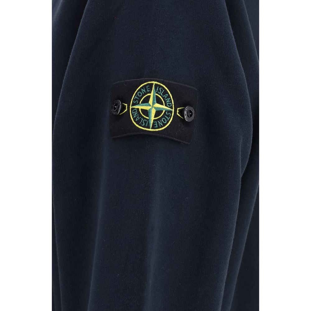 Sweatshirt Hoodie by Stone Island for men in cotton blue & signature features an avant-garde silhouette, showcasing a sophisticated hooded high-neck neckline and detail for a truly avant-garde finish.