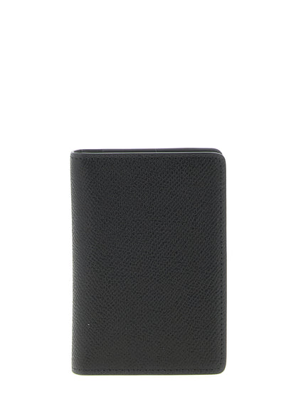 Cardholder Card Case by Maison Margiela for unisex in calfskin leather black features a distinguished silhouette, showcasing the distinguished design of the Calfskin Leather Cardholder Card Case with refined card-organization.