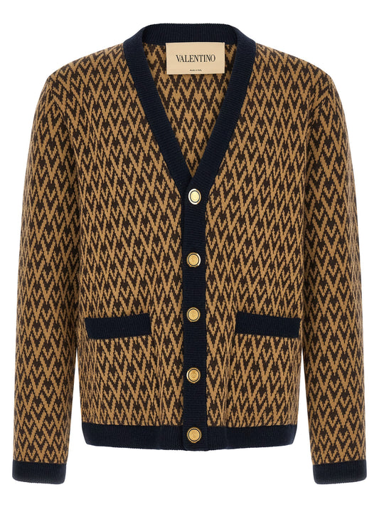 Cardigan by Valentino Garavani for men in cashmere camel, dark-blue, gold, multicolor, patterned, jacquard & signature presents a textural silhouette, artfully finished with a textural v-neck neckline and for a sophisticated, textural look.
