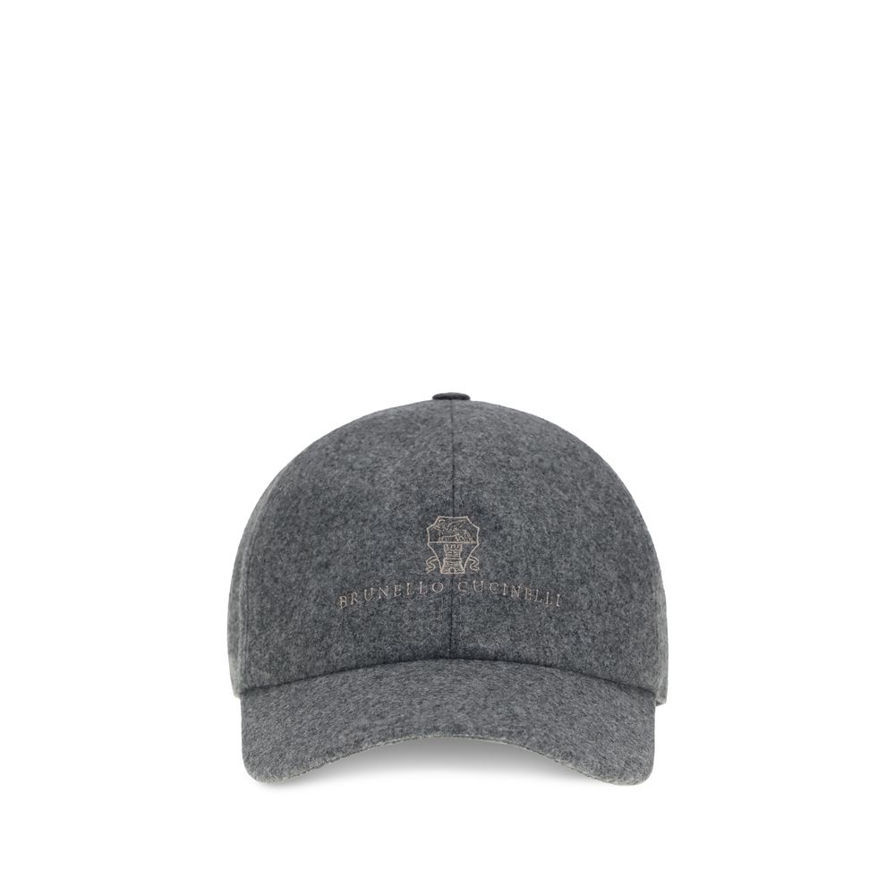Baseball Cap by Brunello Cucinelli for men in wool gray presents a statuesque silhouette, artfully capturing the essence of the statuesque Wool Baseball Cap design for a sophisticated look.