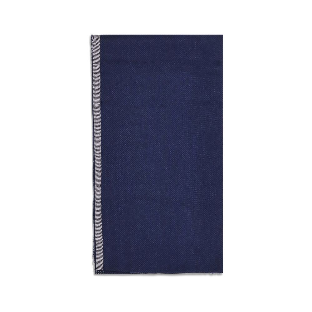 Scarf by Brunello Cucinelli for men in cashmere wool blue & patterned showcases a eye catching silhouette, artfully capturing the essence of the eye catching Cashmere Wool Frayed-Edge Scarf design for a sophisticated look.