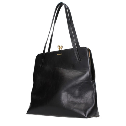 Shoulder Bag by Jil Sander for women in leather black features a stately silhouette, showcasing a secure , ample , and stately shoulder-strap for a stately finish.