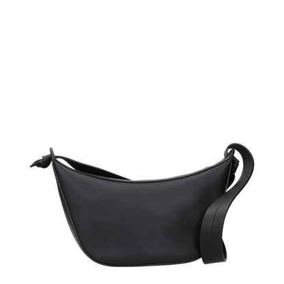 Shoulder Bag by Jil Sander for women in leather black features a effortless sophistication silhouette, secured by a with ample and versatile shoulder-strap for a effortless sophistication finish.