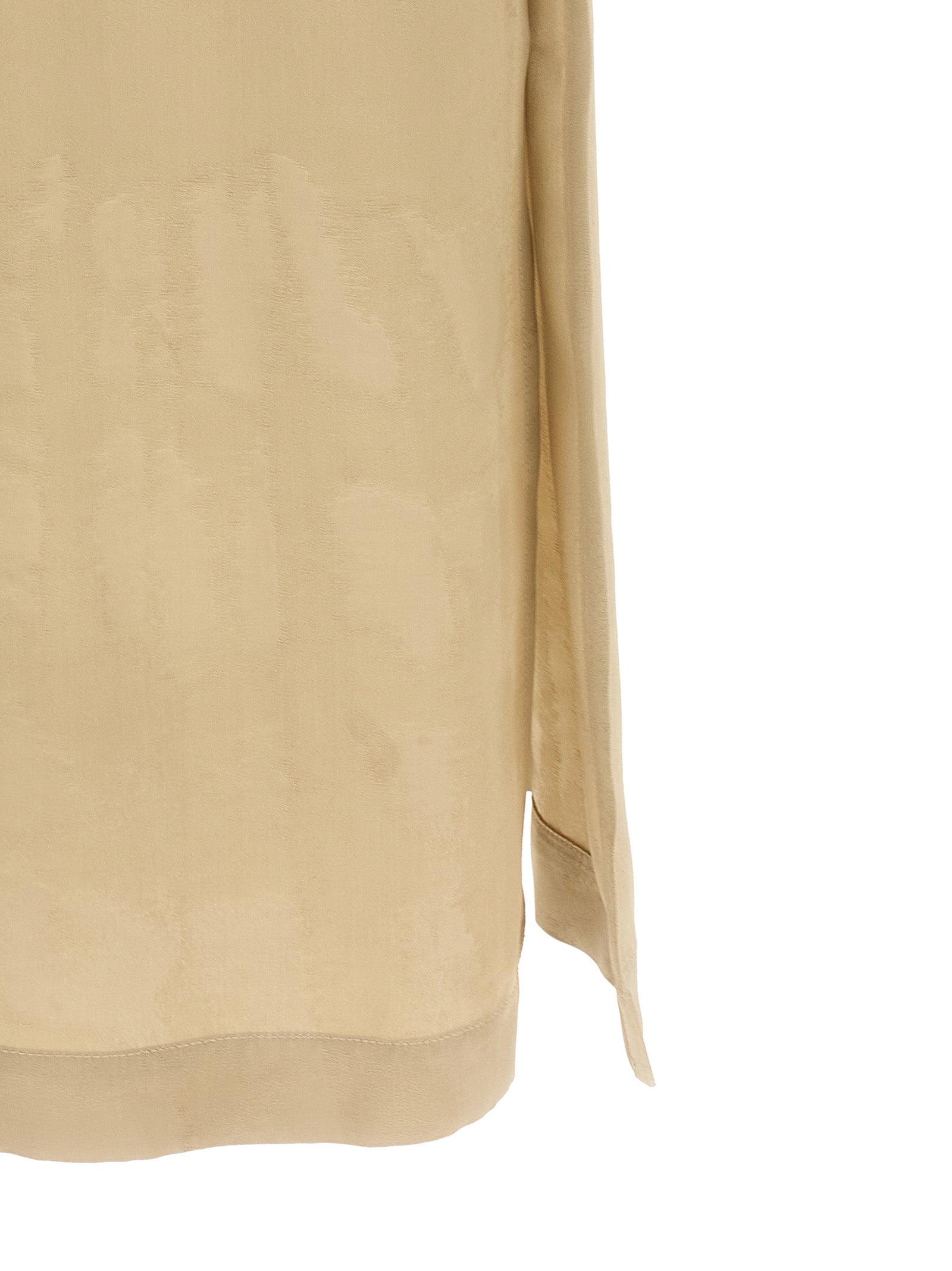 Dress by Peserico for women in viscose beige & patterned features an magnificent silhouette, artfully detailed with a magnificent and that flows into an magnificent midi.