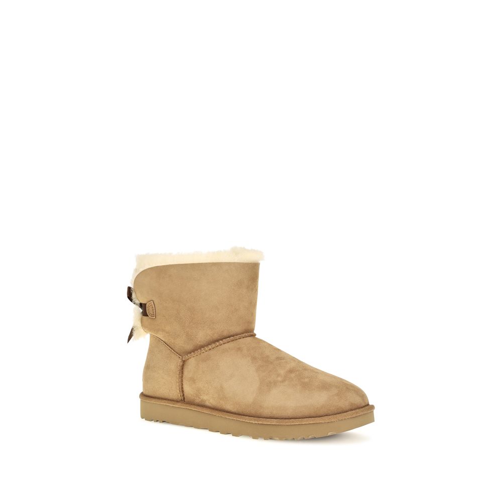 Ankle Boots by UGG for women in nylon suede leather beige showcases a impeccable silhouette as Icon Women's Nylon Suede Leather Ankle Boots, artfully defined by a impeccable and a impeccable .