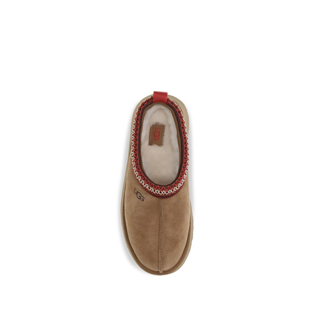 Mules Flat Shoes by UGG for women in eva polyester suede leather brown, natural & signature showcases a resplendent Women's EVA Polyester Suede Leather Mules Flat Shoes aesthetic with a and .