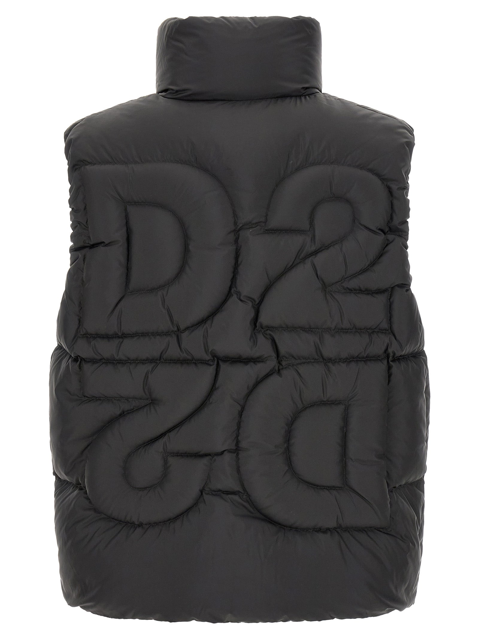 Vest by Dsquared² for men in polyester & feathers black showcases a utilitarian silhouette, artfully incorporating pockets & insulated and a utilitarian high-neck neckline for a truly utilitarian finish.