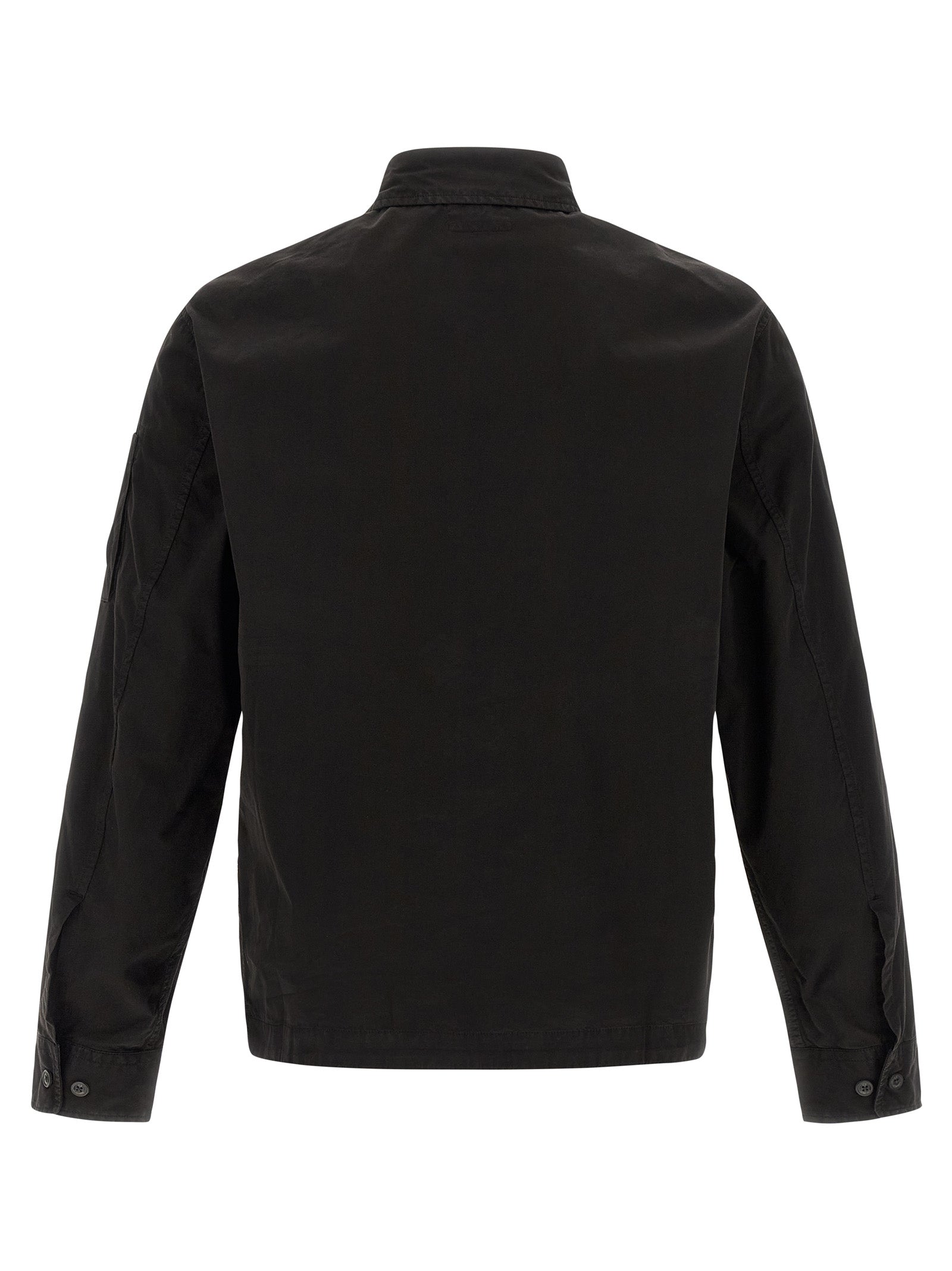 Overshirt by C.P. Company for men in organic cotton black & signature showcases a sharp silhouette, elegantly detailed with a sharp and sharp .