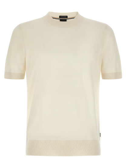 T-Shirt by Hugo Boss for men in merino virgin wool white showcases a unassuming silhouette, artfully detailed with a refined and unassuming for a sophisticated, contemporary look.
