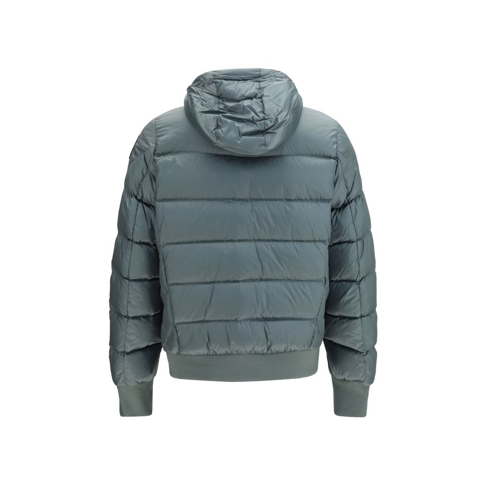 This Hooded Puffer Jacket by Parajumpers for men in nylon polyester twill duck & goose down bicolour & yellow exhibits a edgy silhouette, meticulously detailed with functional pockets, hooded & insulated and a edgy hooded neckline for a edgy finish.