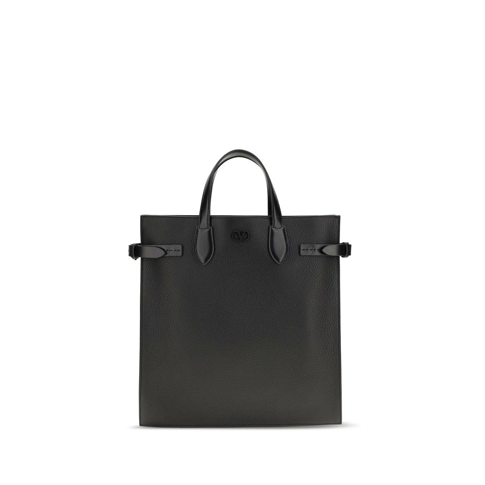 Medium Crossbody Travel Satchel Shoulder Bag by Valentino Garavani for men in bos taurus calf leather black & palladium features a enviable silhouette, showcasing a secure , ample , and enviable crossbody-strap, shoulder-strap, handle & adjustable-strap for a enviable finish.