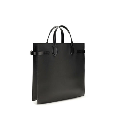 Medium Crossbody Travel Satchel Shoulder Bag by Valentino Garavani for men in bos taurus calf leather black & palladium showcases a enviable silhouette, artfully detailed with a secure , organized , and versatile crossbody-strap, shoulder-strap, handle & adjustable-strap for a enviable look.