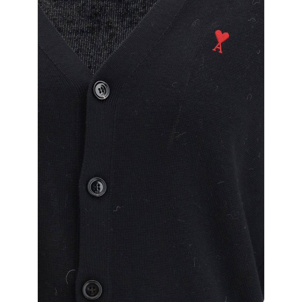 Cardigan by Ami Paris for men in wool black & jacquard features an impeccable silhouette, showcasing a sophisticated and detail for a truly impeccable finish.
