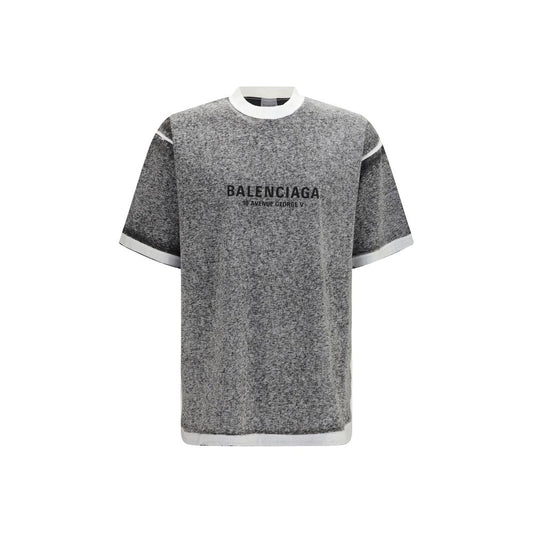 T-Shirt by Balenciaga for men in cotton gray features a plush silhouette, showcasing a sophisticated crew neckline and short-sleeve for a truly plush finish.