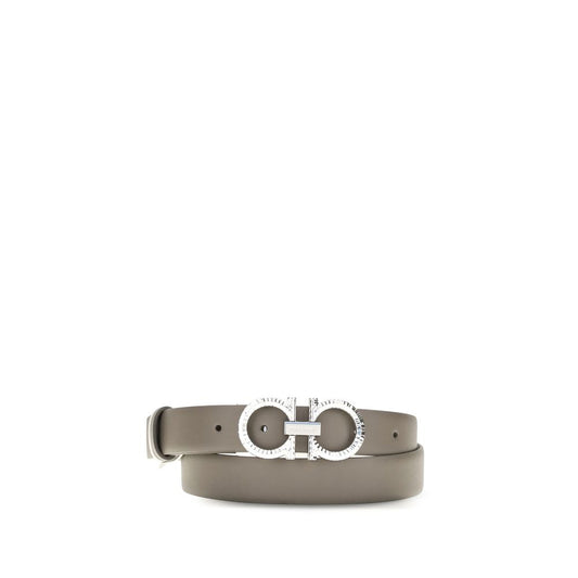 Belt by Ferragamo for women in bos taurus calf leather multicolor & palladium features a artisanal-chic design, artfully capturing the essence of the Gancini Bos Taurus Calf Leather Belt with a artisanal-chic finish.
