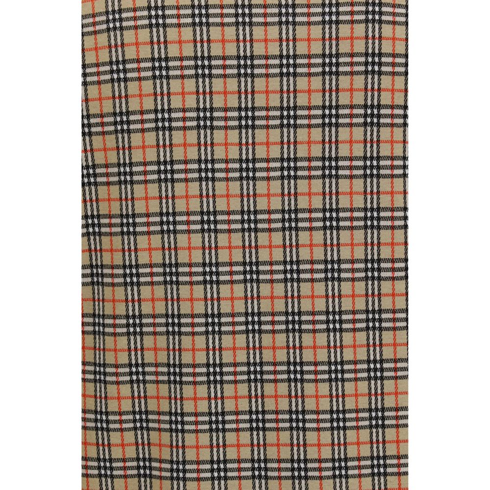 T-Shirt by Burberry for men in cotton multicolor, signature & print showcases a fashionable silhouette, elegantly detailed with a fashionable and crew neckline for a sophisticated, high-fashion look.